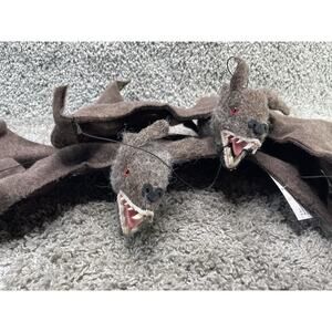 2.5 Ft Poseable Halloween Bat Spooky Hanging Decoration Brown with Fangs 2pk New